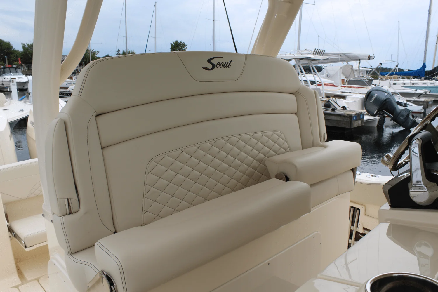 2025 Scout 330 LXF Image Thumbnail #4