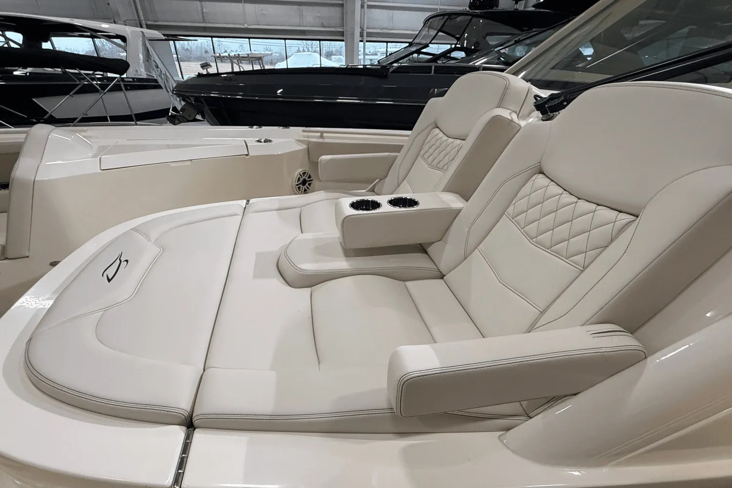 2025 Scout 377 LXF Image Thumbnail #27