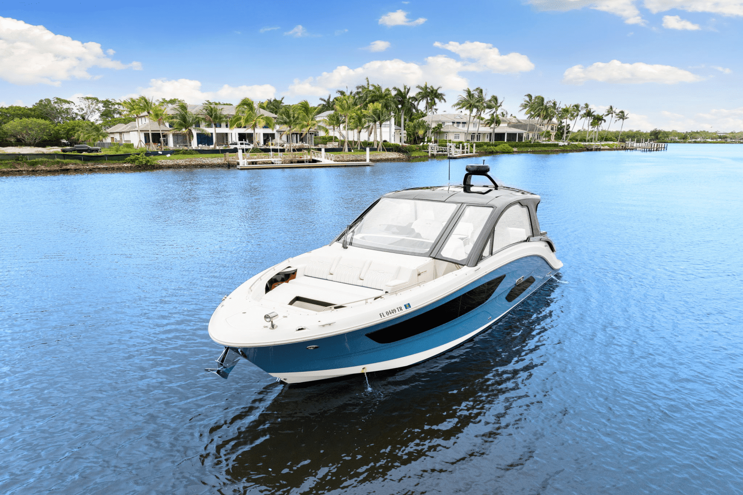 2023 Sea Ray 370 SUNDANCER OUTBOARD Image Thumbnail #12