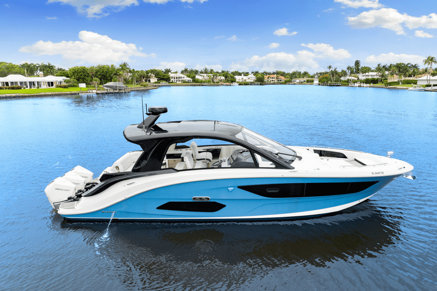 2023 Sea Ray 370 SUNDANCER OUTBOARD Image Thumbnail #9