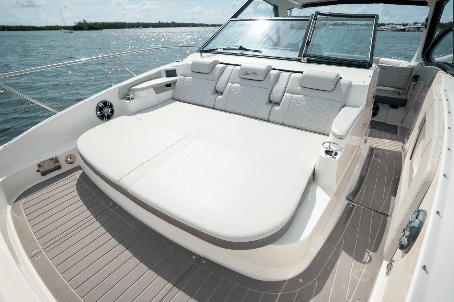 2022 Sea Ray 320DA-OB-22 Image Thumbnail #28