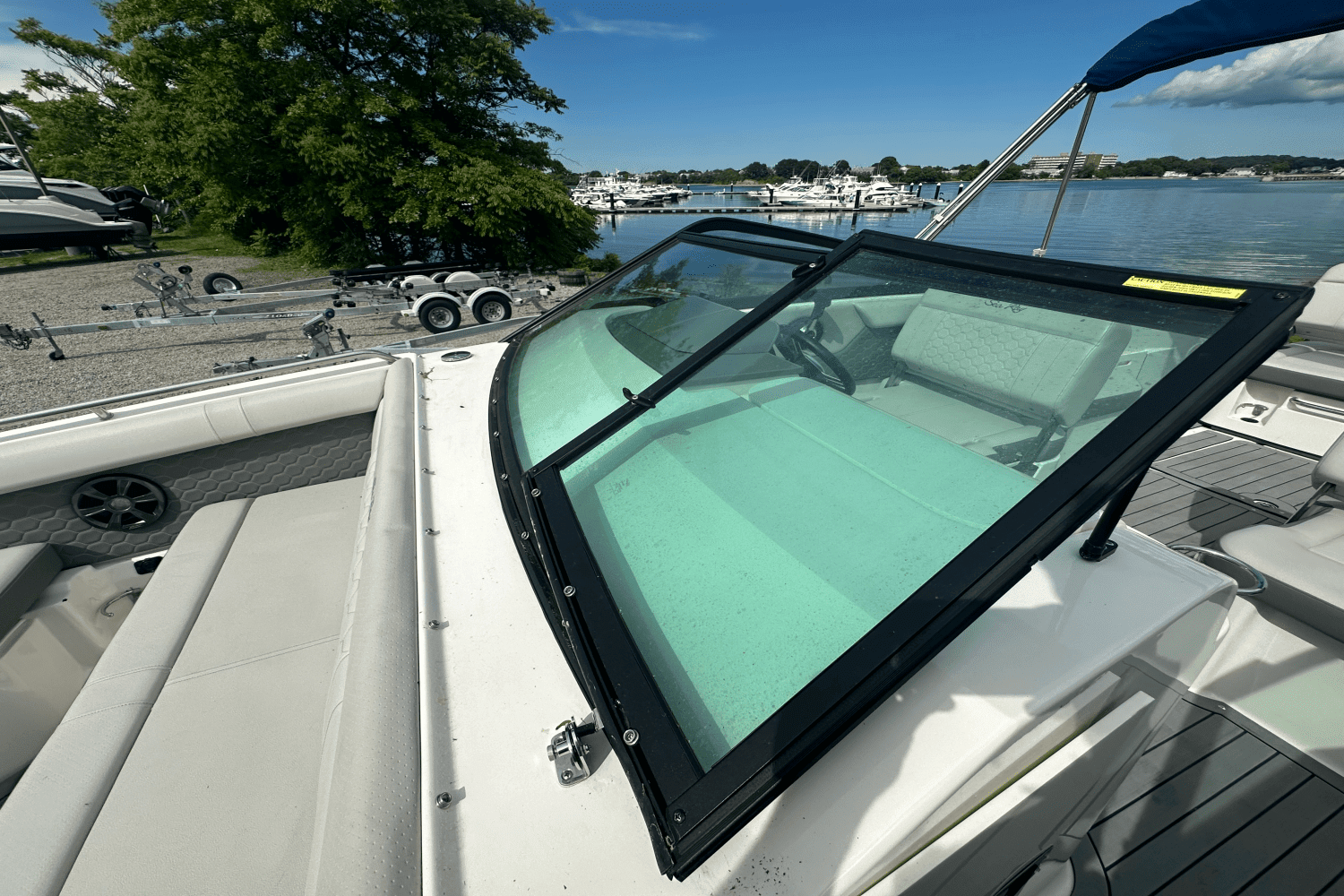 2020 Sea Ray 250SDX OB Image Thumbnail #26