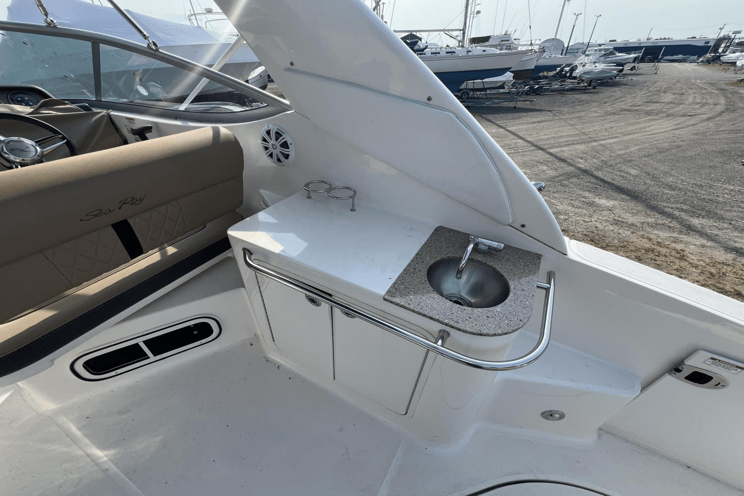 2016 Sea Ray 280 SUNDANCER Image Thumbnail #5