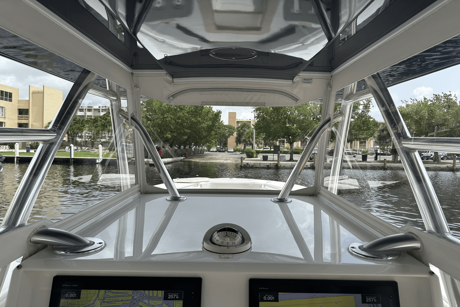 2018 Invincible 36 CENTER CONSOLE Image Thumbnail #7