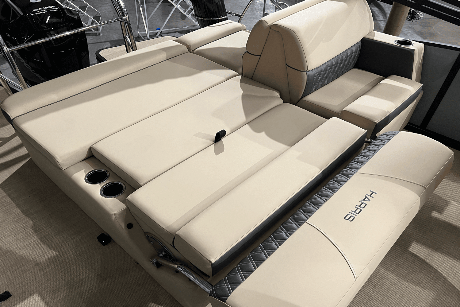 2025 Harris 230 Sunliner Image Thumbnail #12