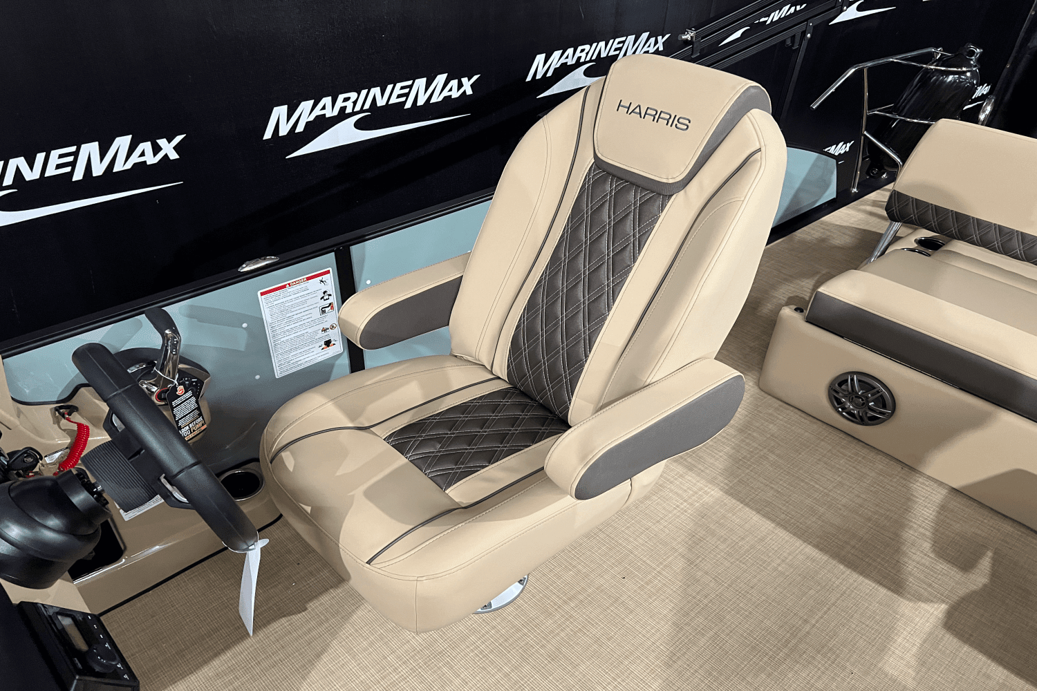 2025 Harris 230 Sunliner Image Thumbnail #17