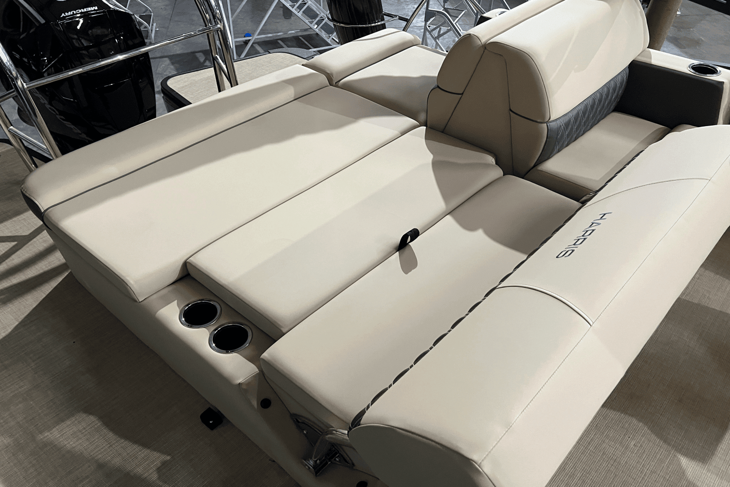 2025 Harris 230 Sunliner Image Thumbnail #11