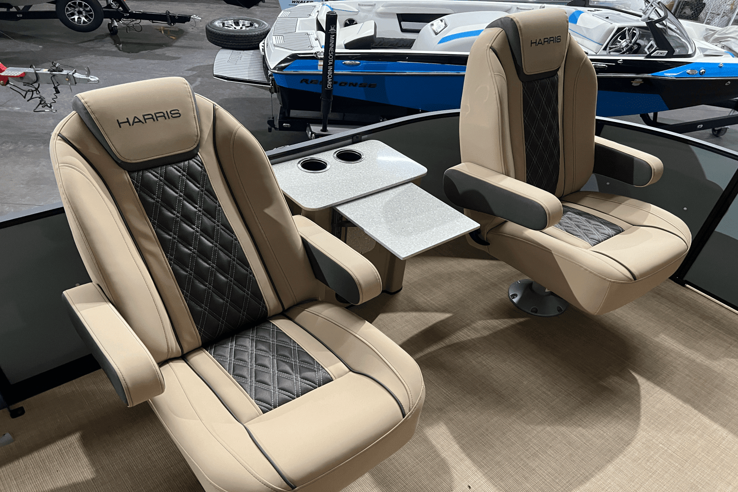 2025 Harris 230 Sunliner Image Thumbnail #25