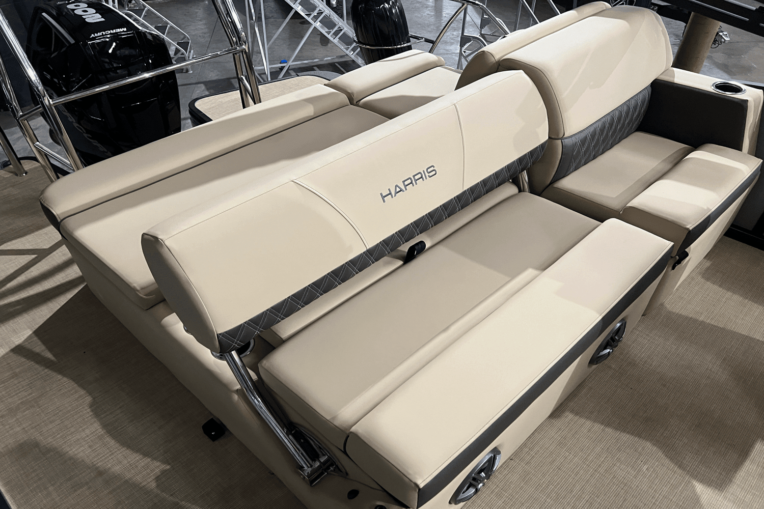 2025 Harris 230 Sunliner Image Thumbnail #10