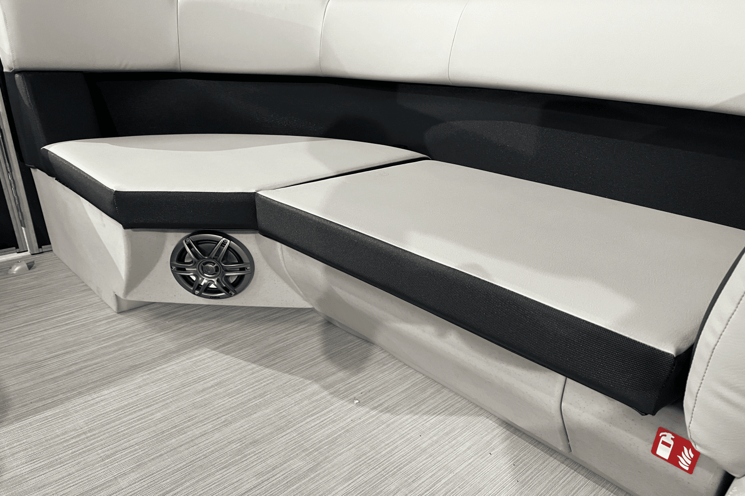 2025 Harris 210 Breeze Image Thumbnail #16