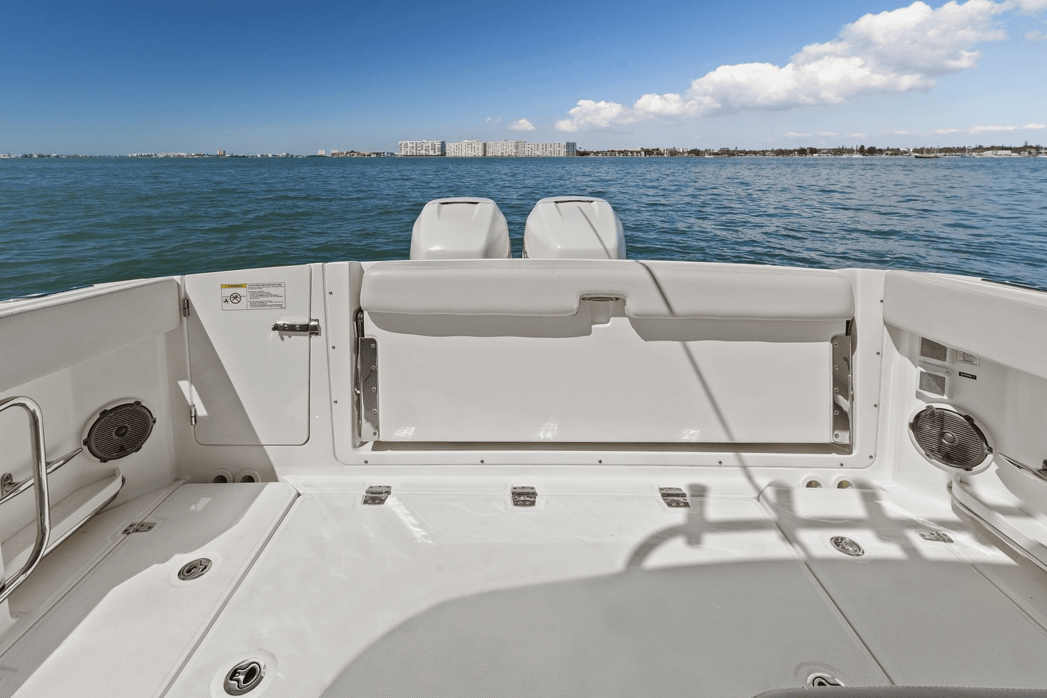 2017 Boston Whaler 320 VANTAGE Image Thumbnail #40