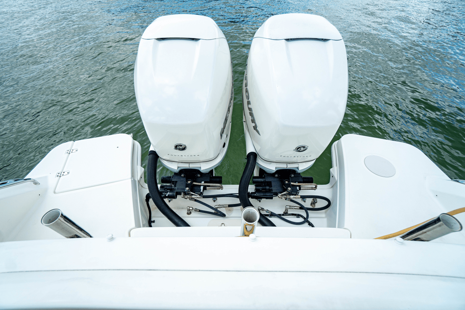 2017 Boston Whaler 320 VANTAGE Image Thumbnail #35