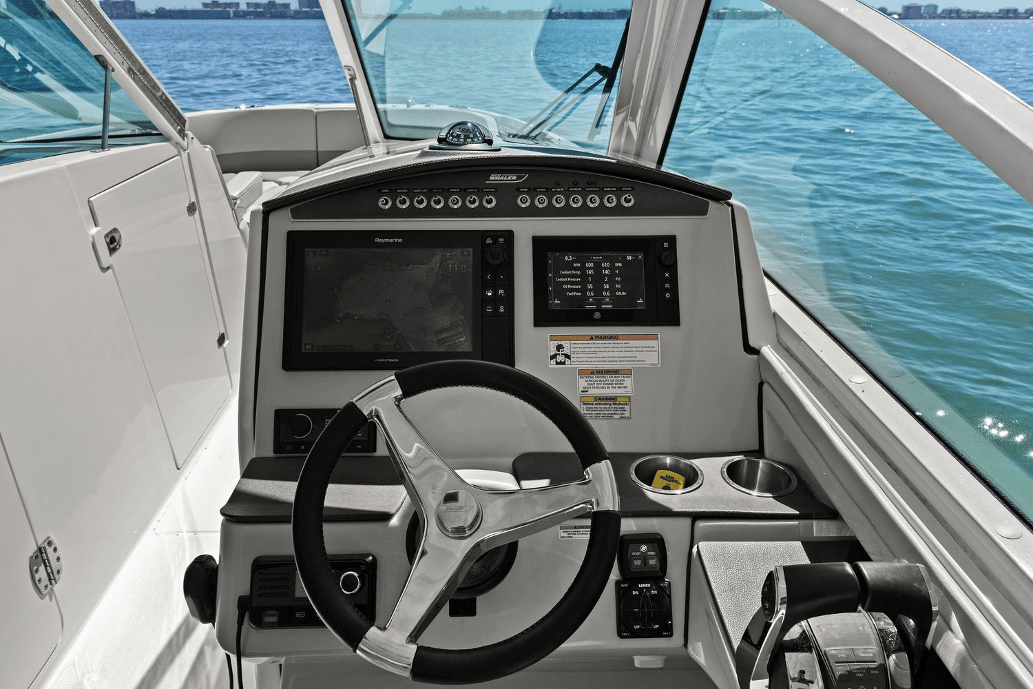 2017 Boston Whaler 320 VANTAGE Image Thumbnail #30