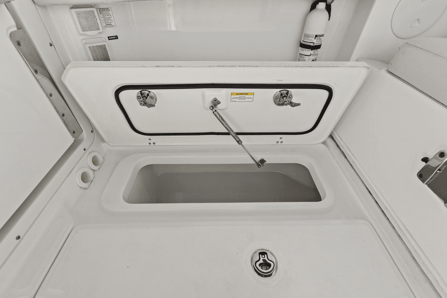 2017 Boston Whaler 320 VANTAGE Image Thumbnail #46
