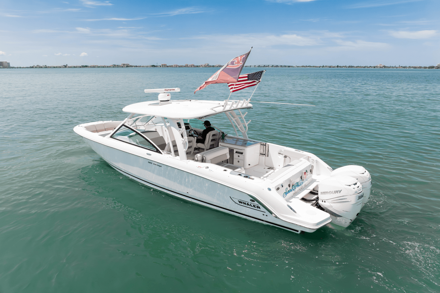 2017 Boston Whaler 320 VANTAGE Image Thumbnail #3