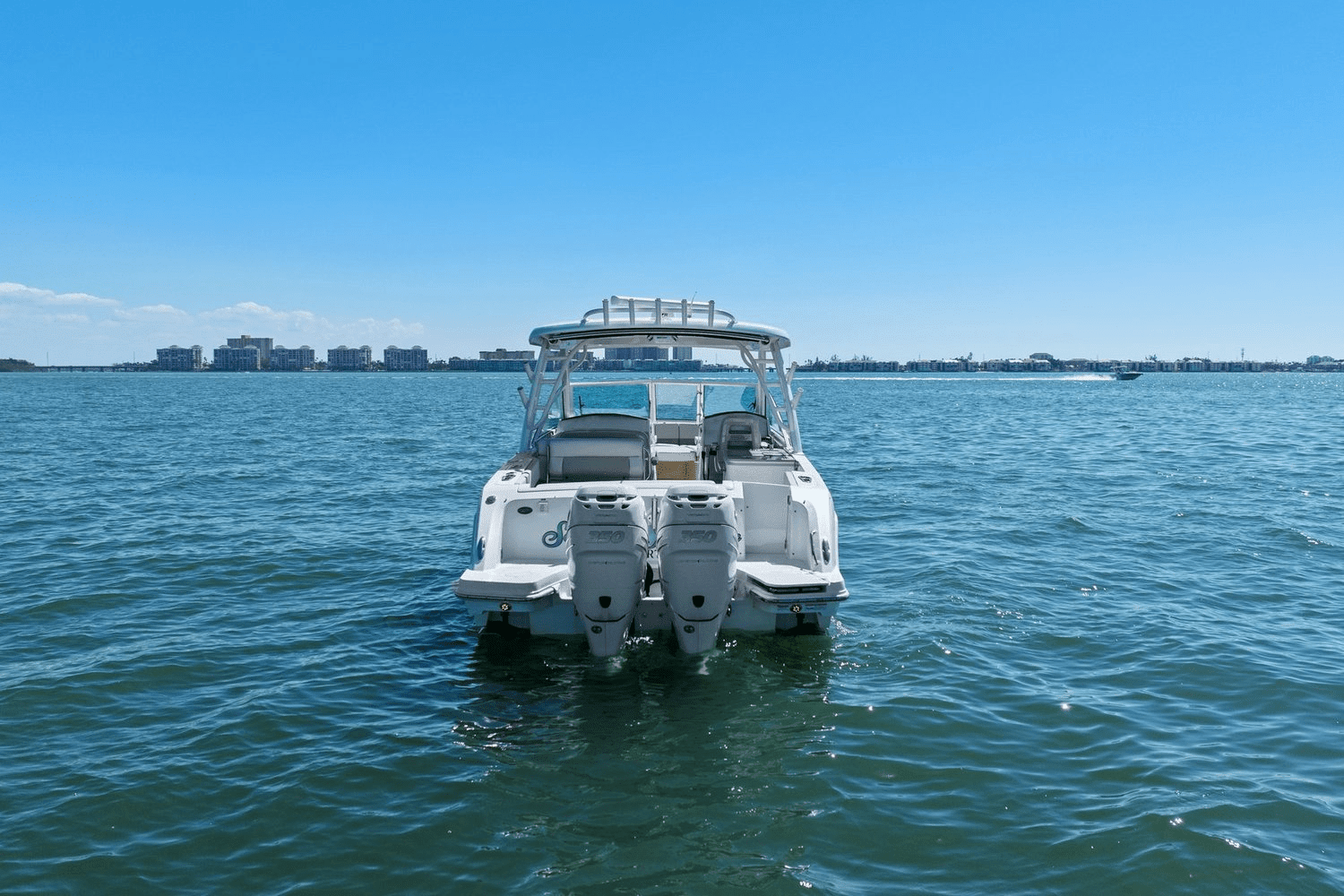 2017 Boston Whaler 320 VANTAGE Image Thumbnail #7