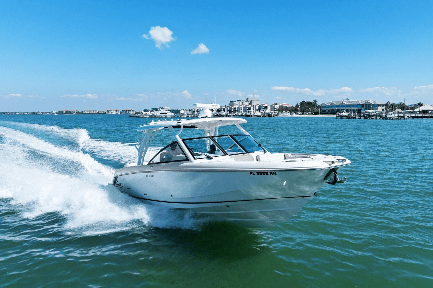 2017 Boston Whaler 320 VANTAGE Image Thumbnail #16