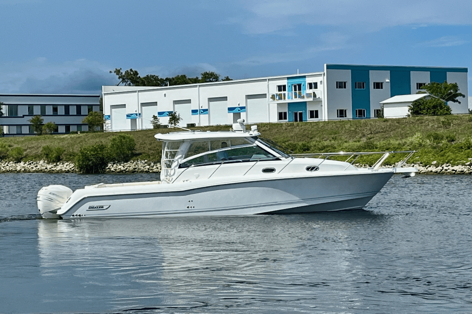 2019 Boston Whaler 345 CONQUEST Image Thumbnail #13