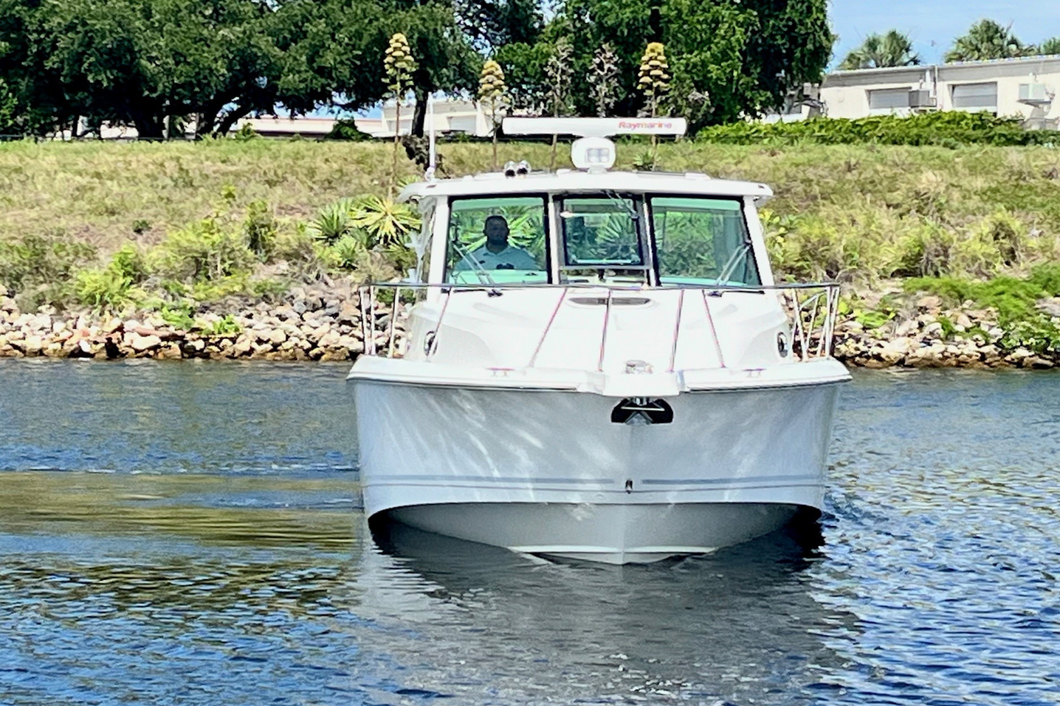 2019 Boston Whaler 345 CONQUEST Image Thumbnail #4