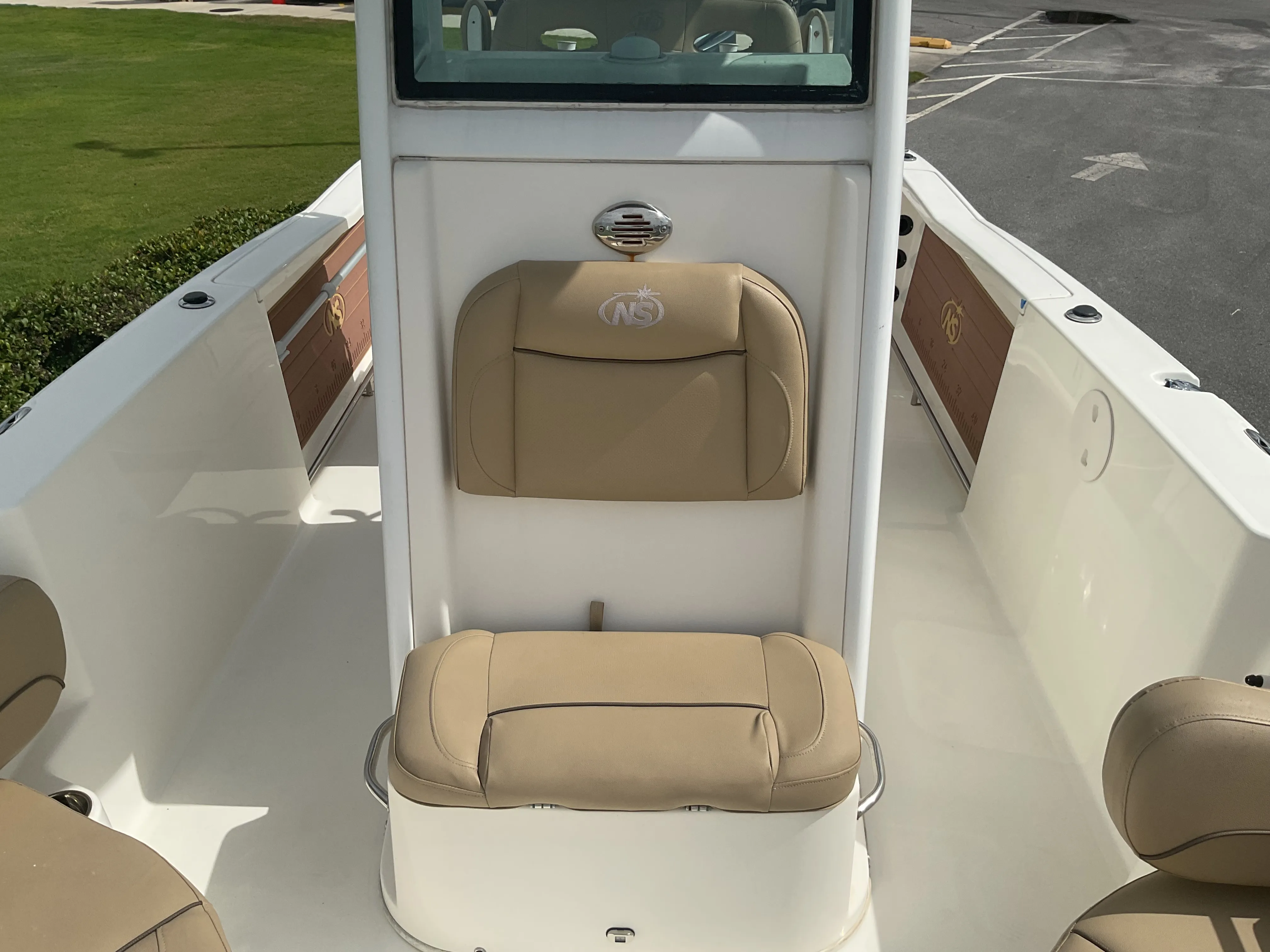 2019 NauticStar 251 Hybrid Image Thumbnail #23