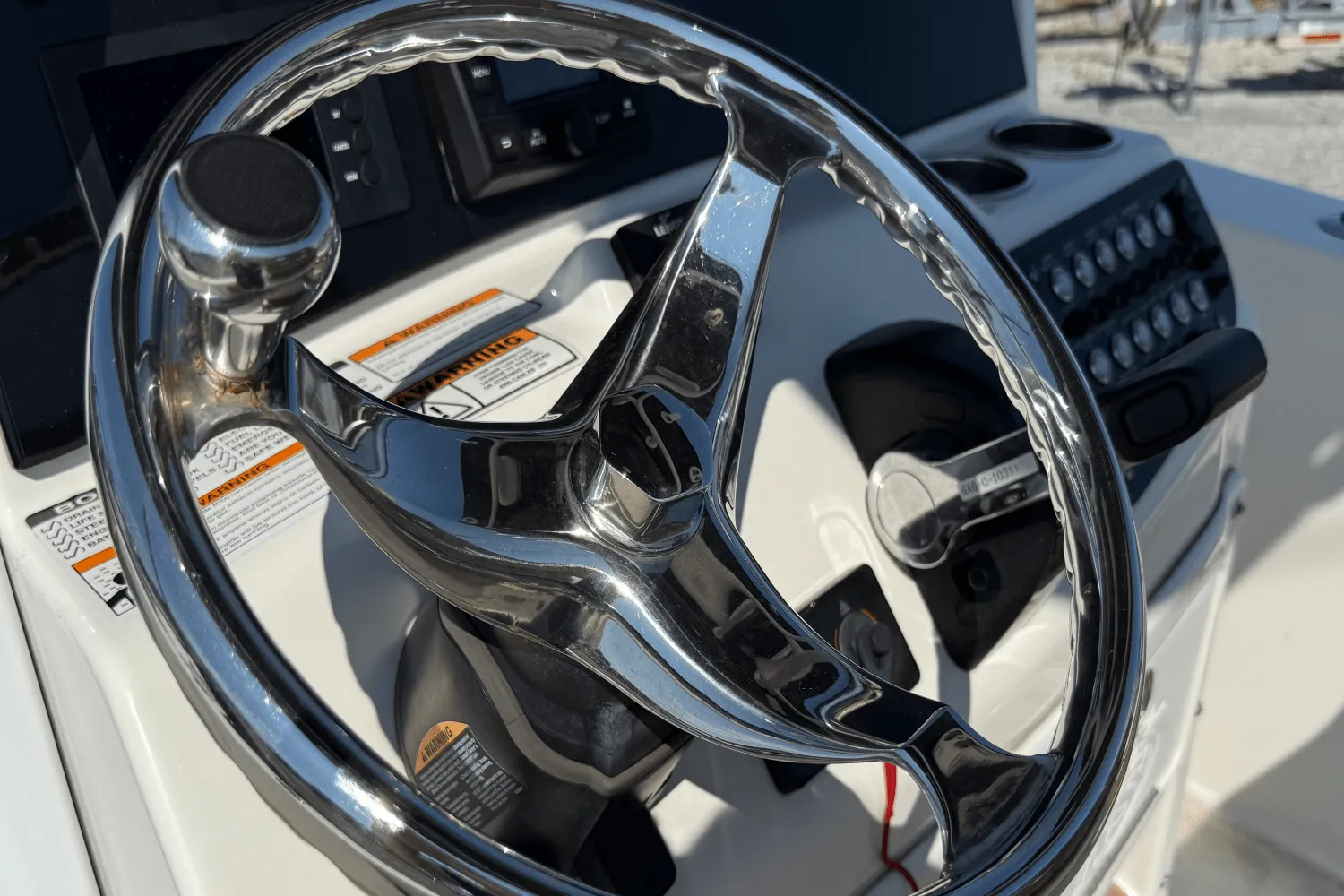 2019 NauticStar 251 Hybrid Image Thumbnail #8