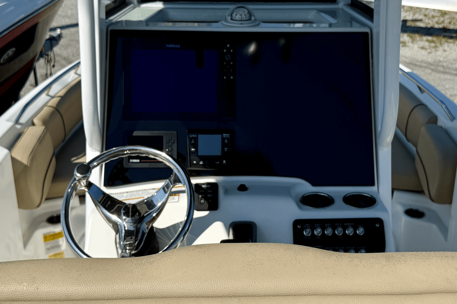 2019 NauticStar 251 Hybrid Image Thumbnail #7