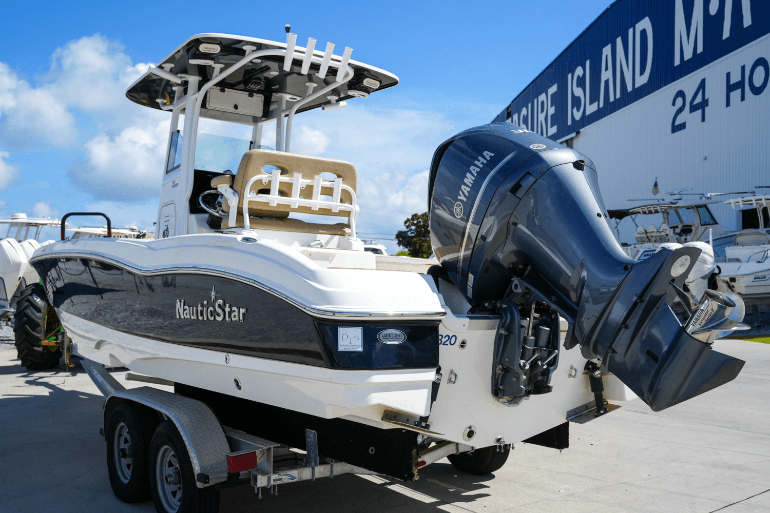 2019 NauticStar 251 Hybrid Image Thumbnail #4