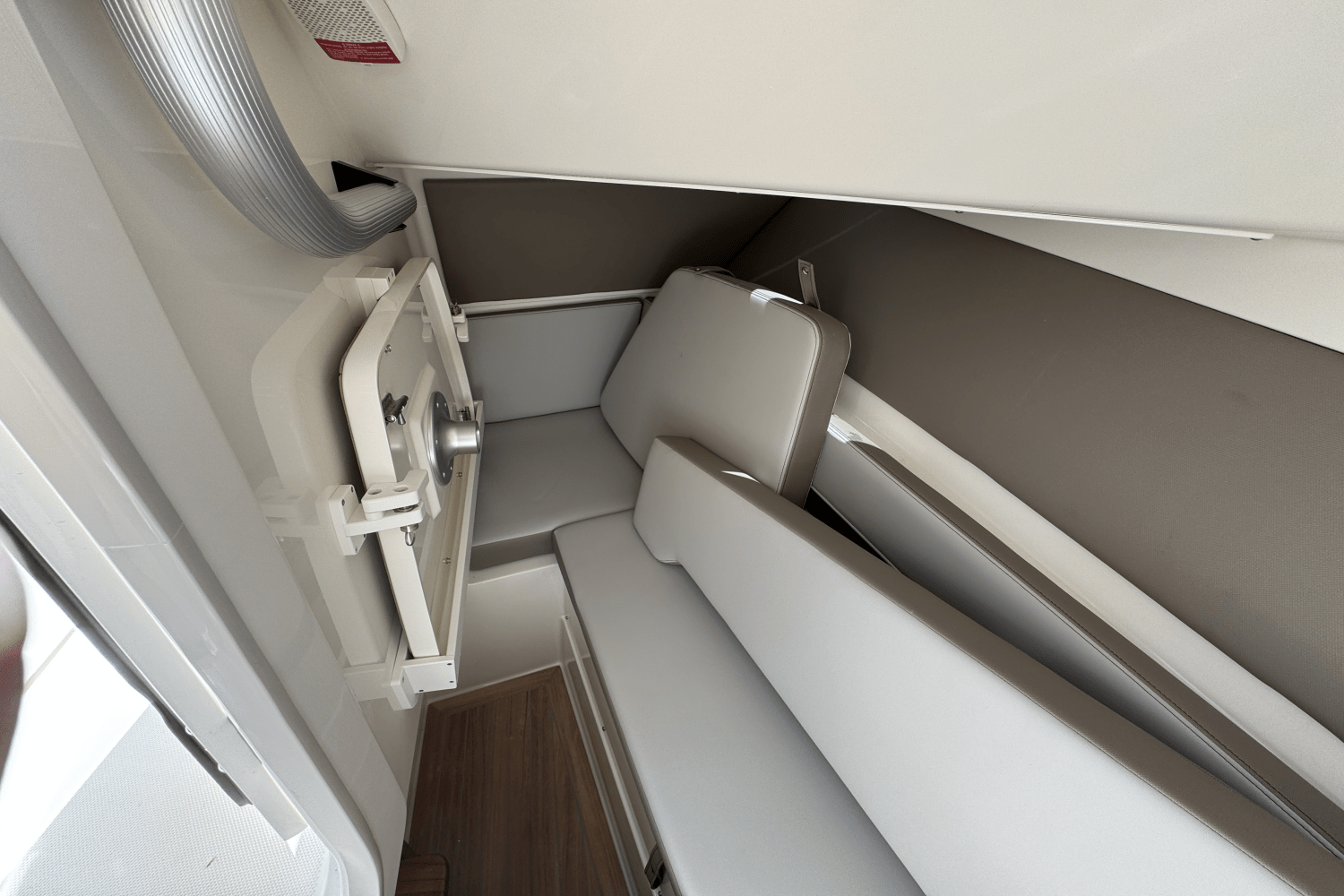 2025 Boston Whaler 330 Vantage Image Thumbnail #42