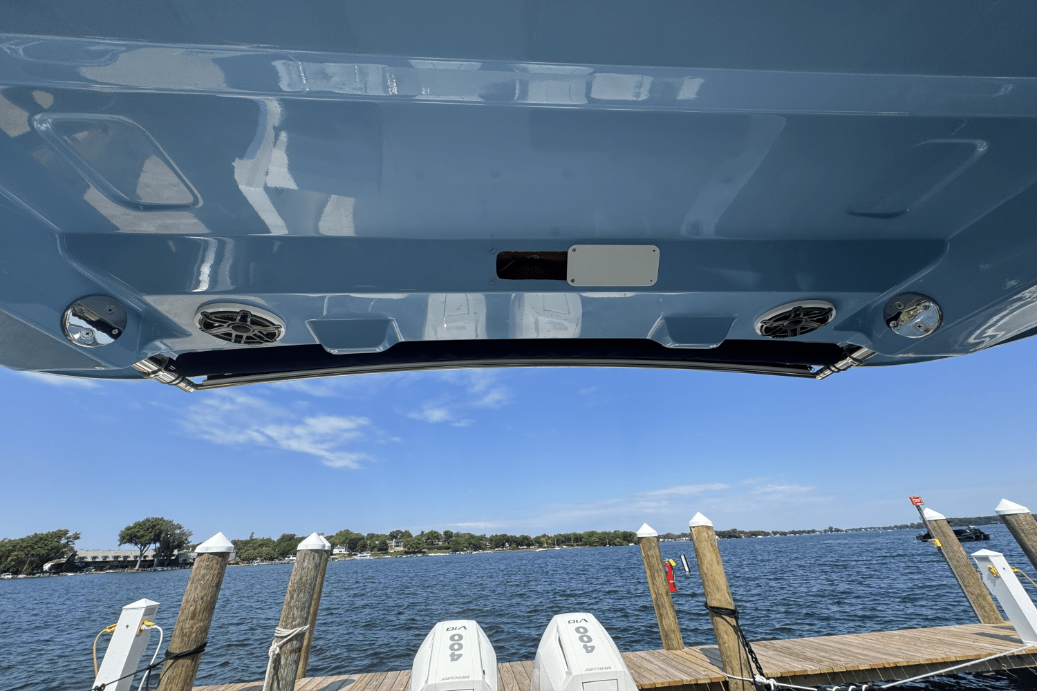 2025 Boston Whaler 330 Vantage Image Thumbnail #20