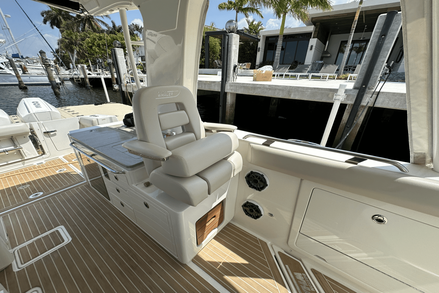 2020 Boston Whaler 380 REALM Image Thumbnail #11