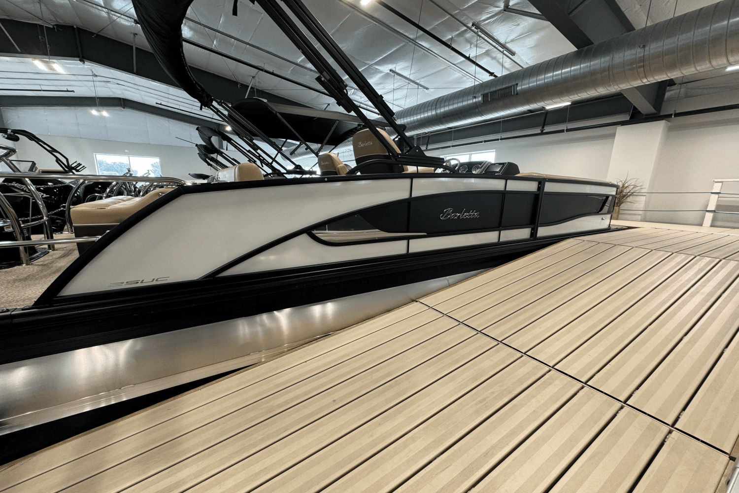 2025 Barletta LUSSO25UC Image Thumbnail #1