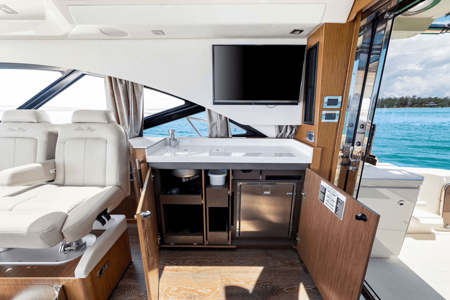 2017 Sea Ray
                                                             Sundancer 510 Image Thumbnail #55