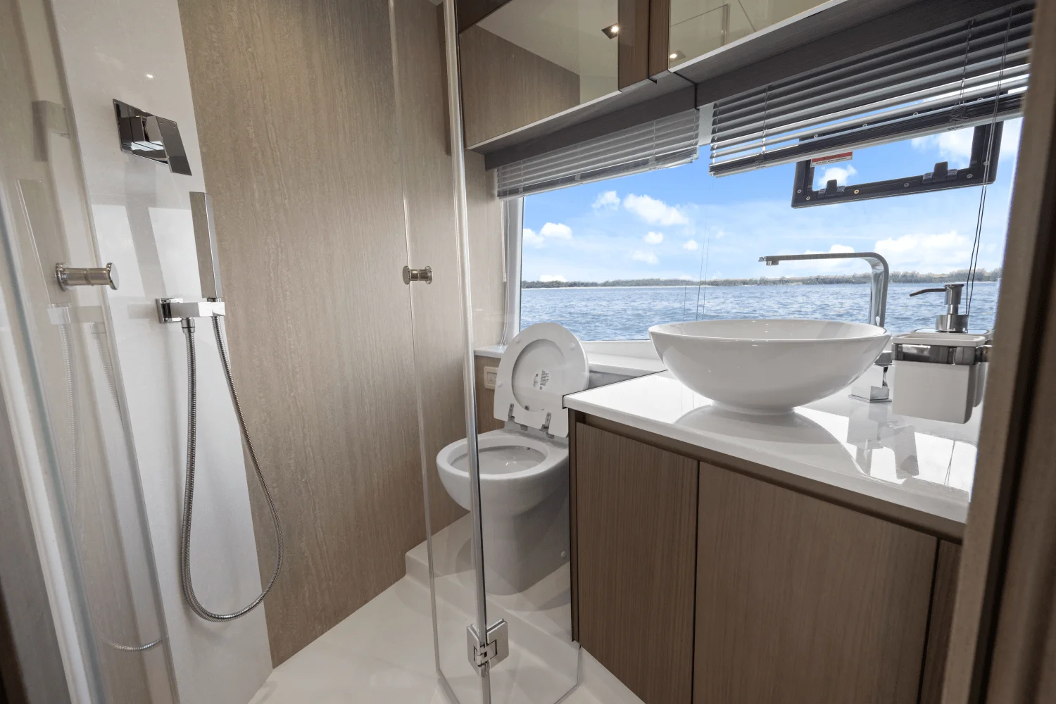 2025 Galeon 480 FLY Image Thumbnail #25