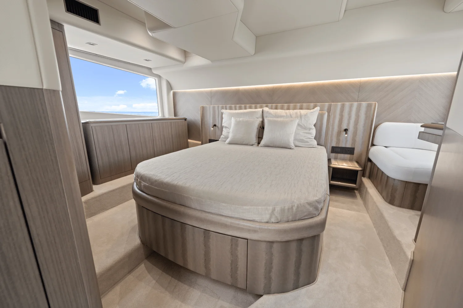 2025 Galeon 480 FLY Image Thumbnail #22