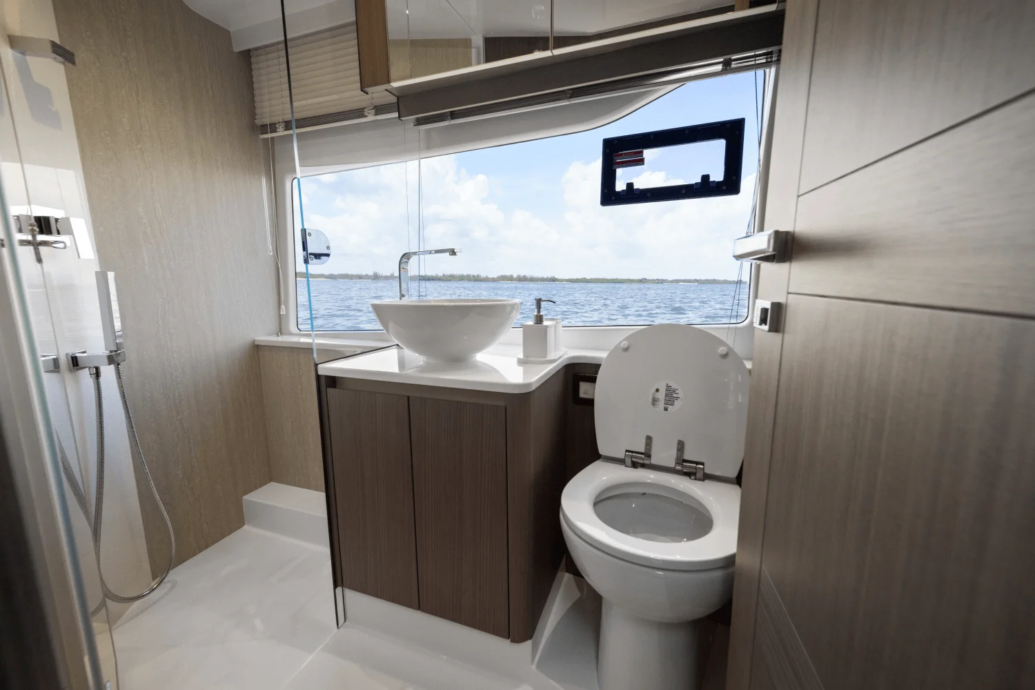 2025 Galeon 480 FLY Image Thumbnail #26