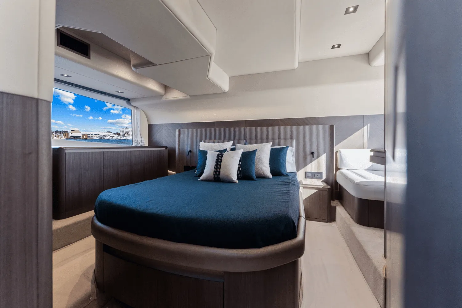 2025 Galeon 480 FLY Image Thumbnail #54
