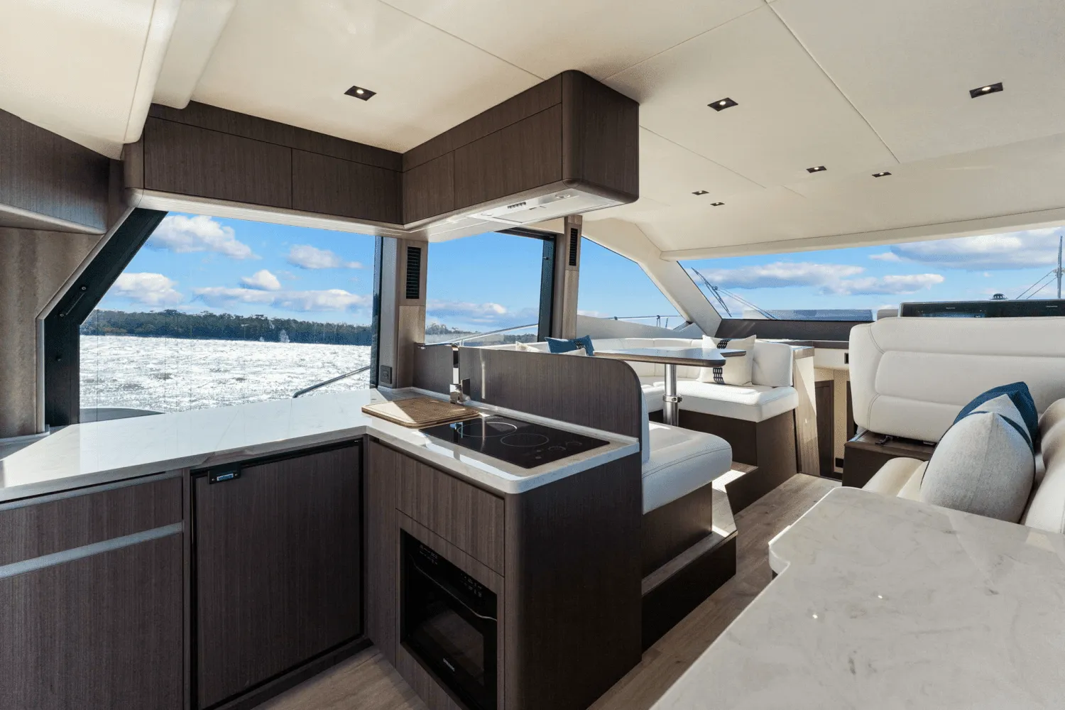 2025 Galeon 480 FLY Image Thumbnail #31