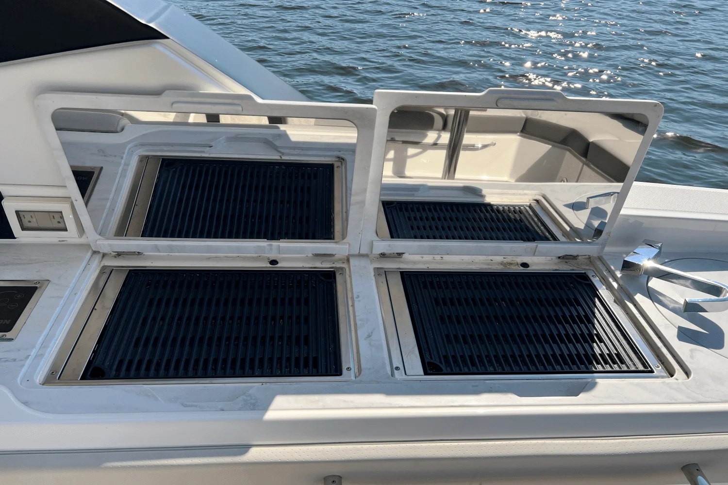 2024 Sea Ray 400 SLX Image Thumbnail #28