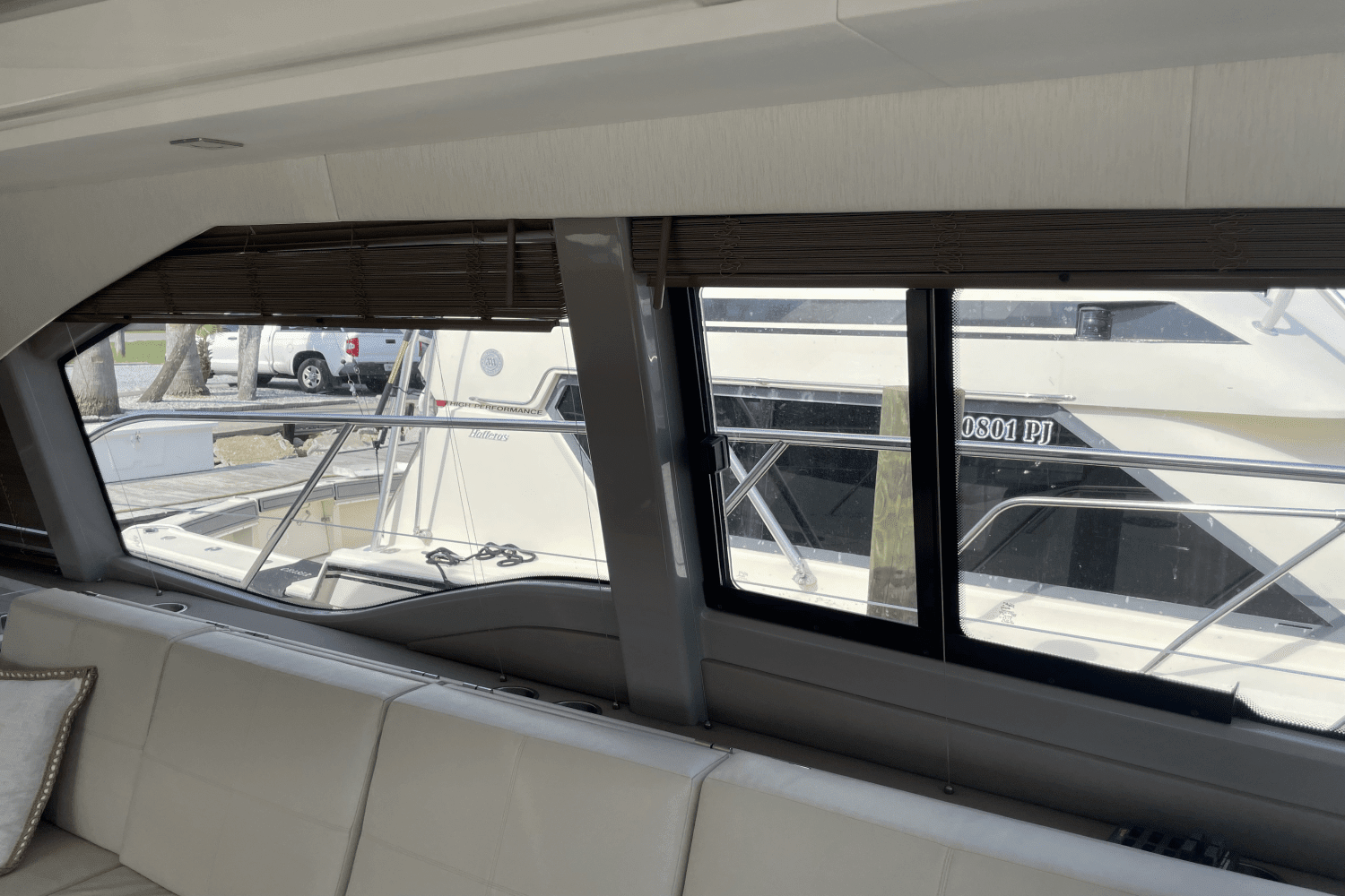 2018 Sea Ray 460 SUNDANCER Image Thumbnail #48