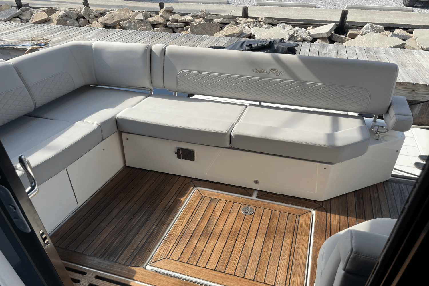 2018 Sea Ray 460 SUNDANCER Image Thumbnail #29