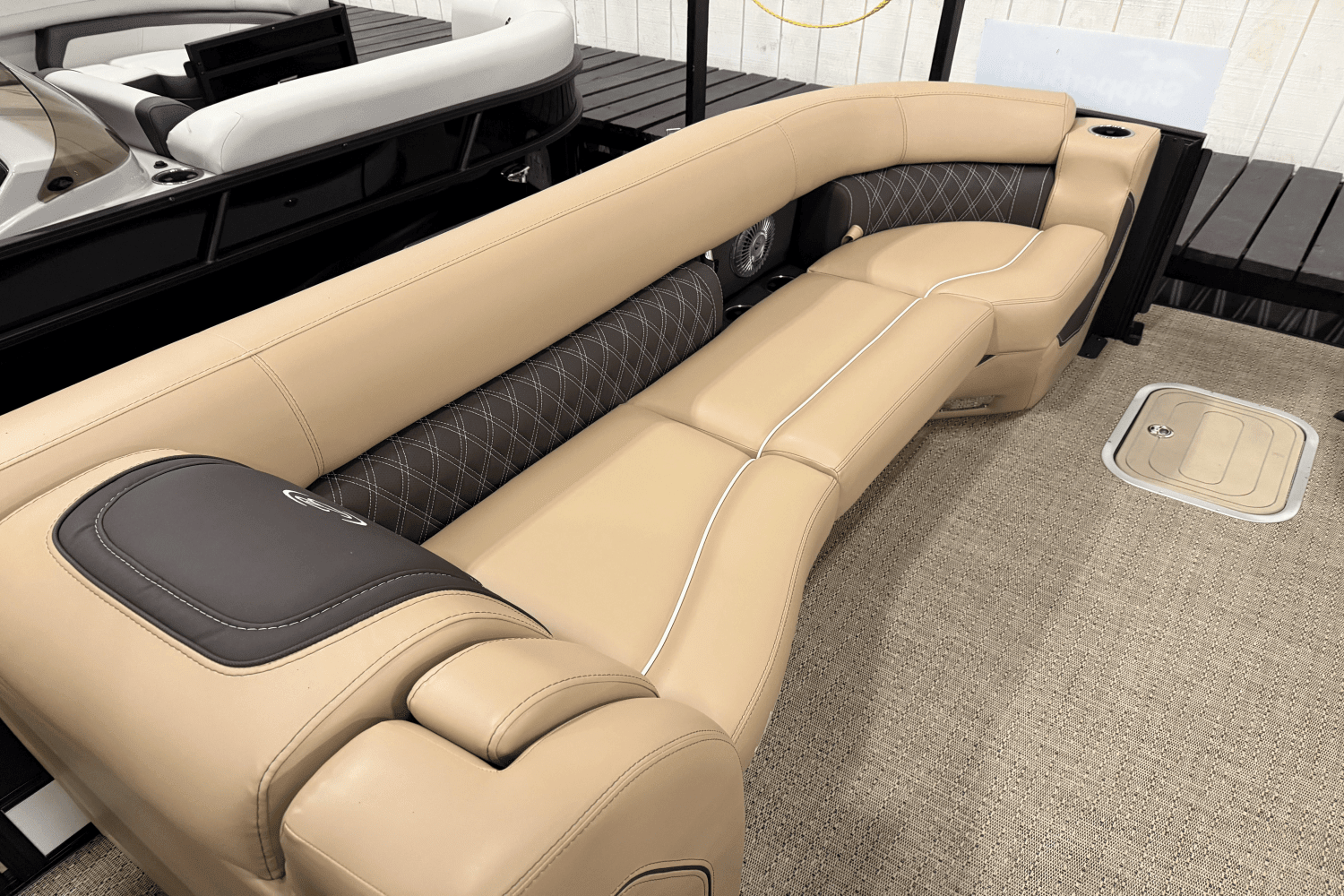 2025 Barletta
                                                             Lusso Image Thumbnail #5