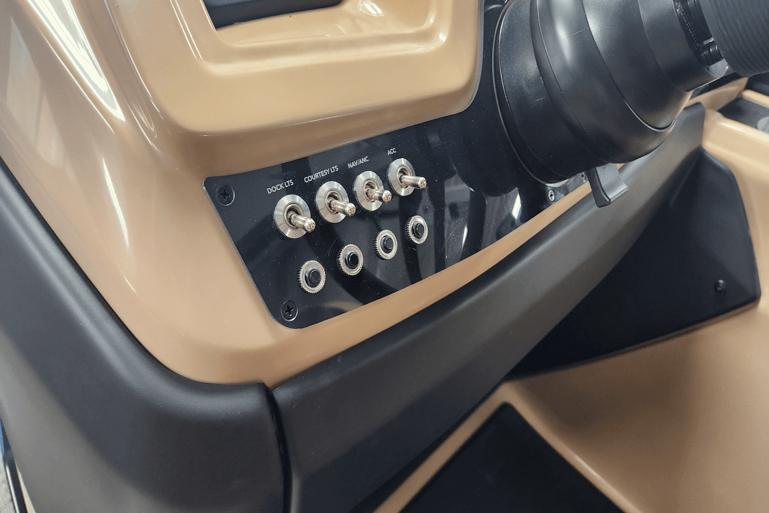 2025 Barletta
                                                             Cabrio Image Thumbnail #10