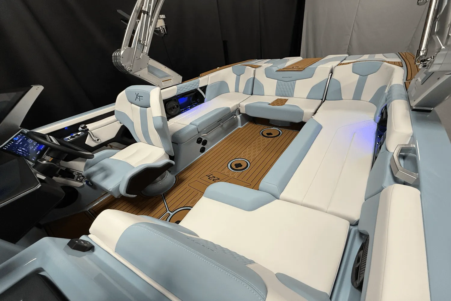 2025 Mastercraft XT22 T Image Thumbnail #20