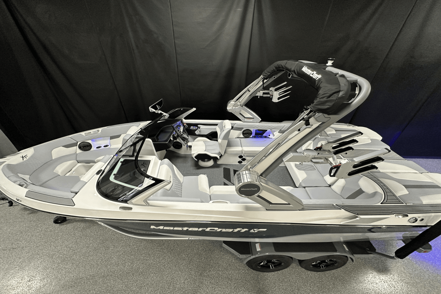 2025 Mastercraft XT23 Image Thumbnail #4