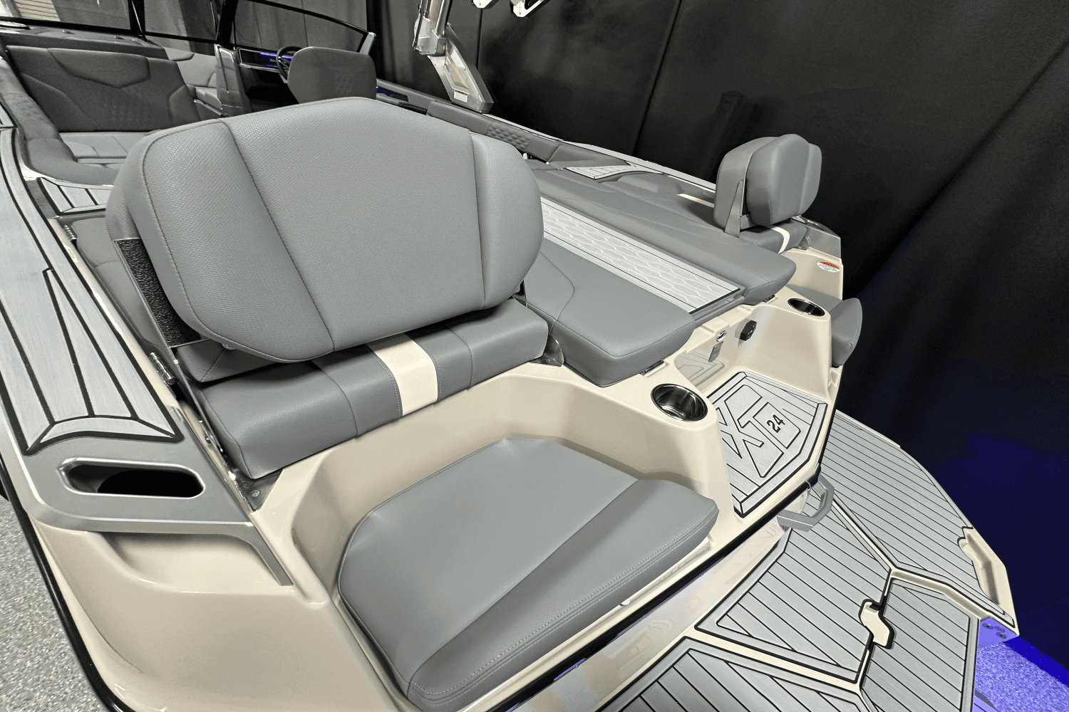 2025 Mastercraft XT24 Image Thumbnail #22