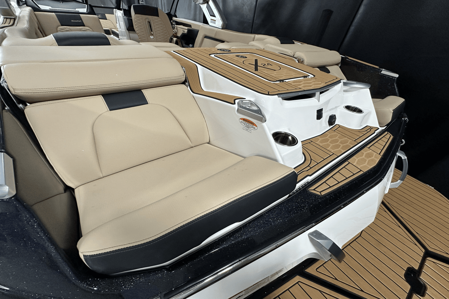 2025 Mastercraft X24 Image Thumbnail #18