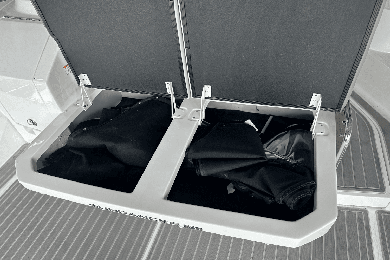 2025 Sea Ray
                                                             Sundancer 320 Image Thumbnail #28