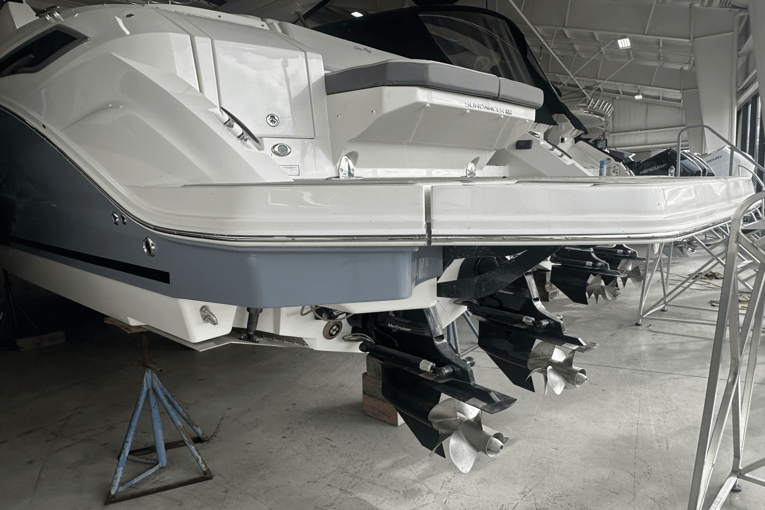 2025 Sea Ray
                                                             Sundancer 320 Image Thumbnail #4