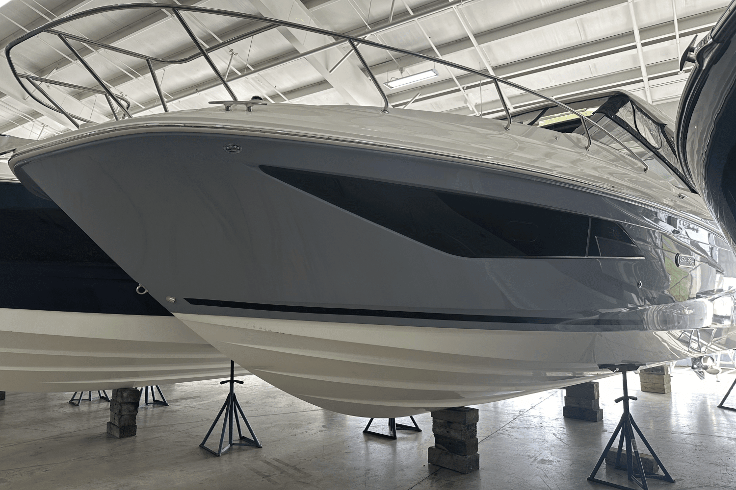2025 Sea Ray
                                                             Sundancer 320 Image Thumbnail #2