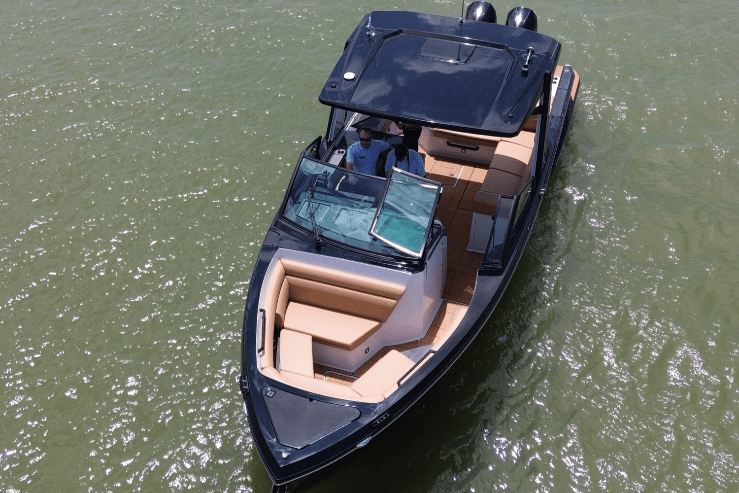 2025 Aviara AV32 Outboard Image Thumbnail #4